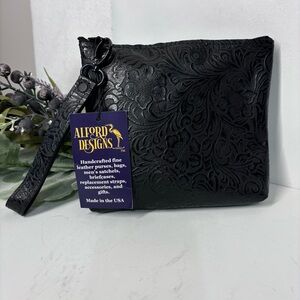 Alford Designs Leather Handmade Wristlet Black Paisley Embossed
